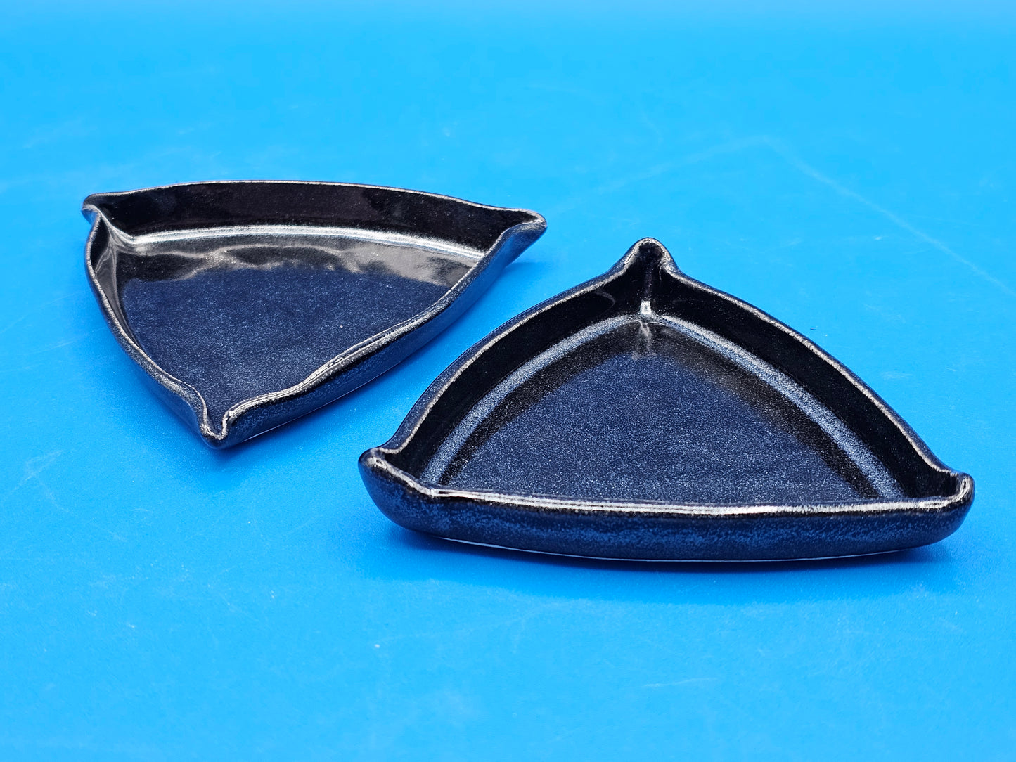 Black Triangle Dishes