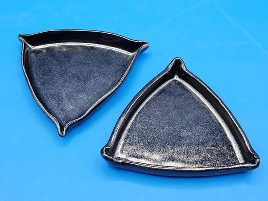 Black Triangle Dishes