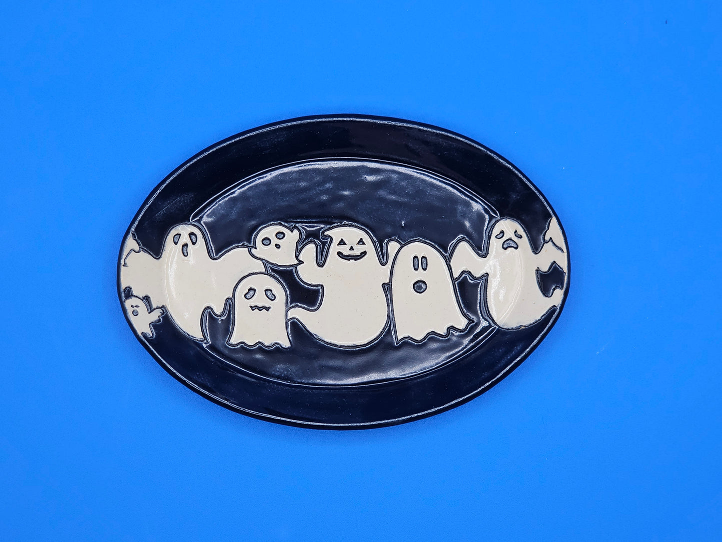 Oval Ghost Plate