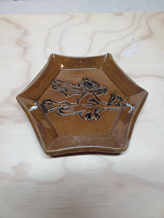 Hexagon Witch Plate